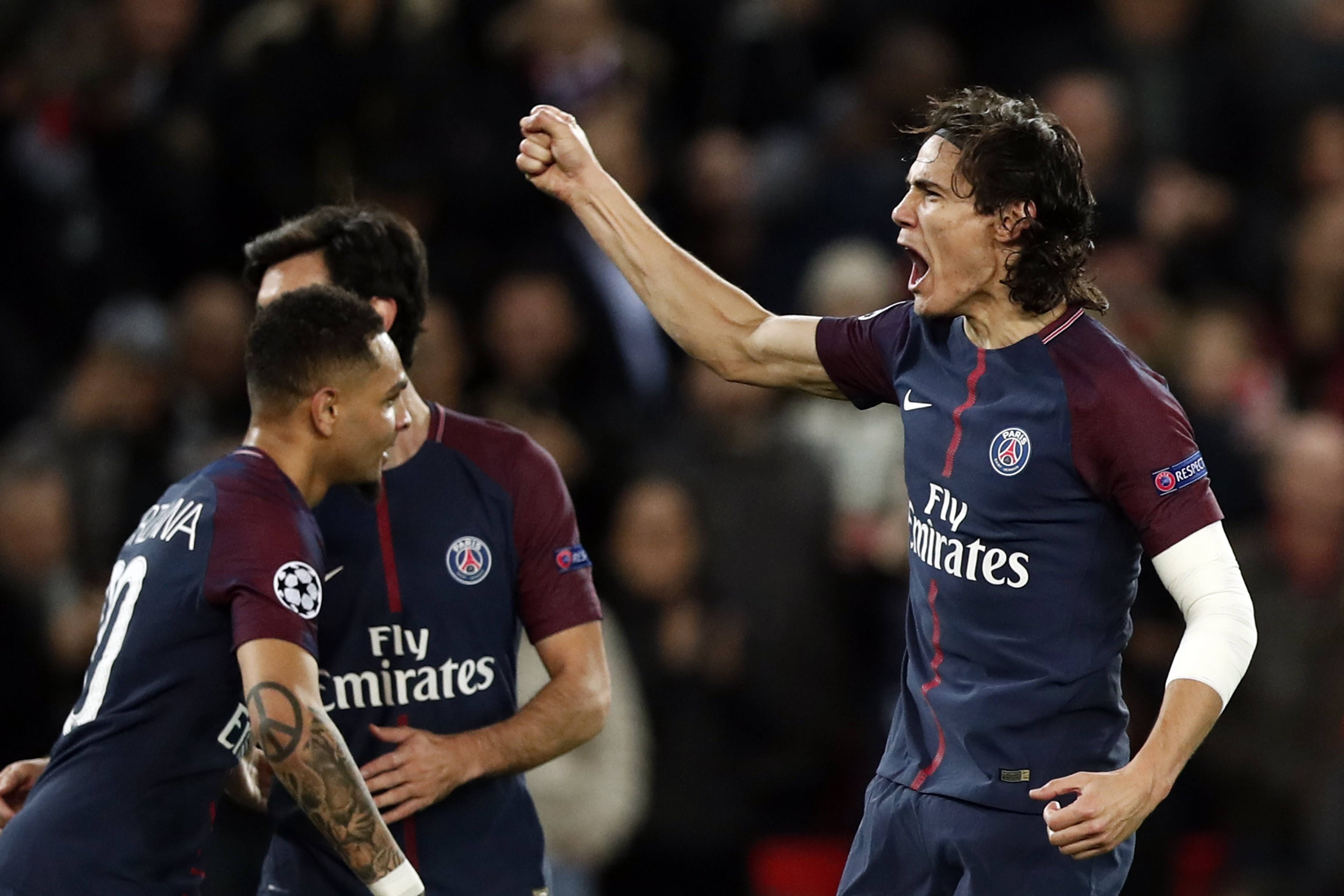 关键球打成后教练激动怒吼（关键球命中，主帅激动怒吼）