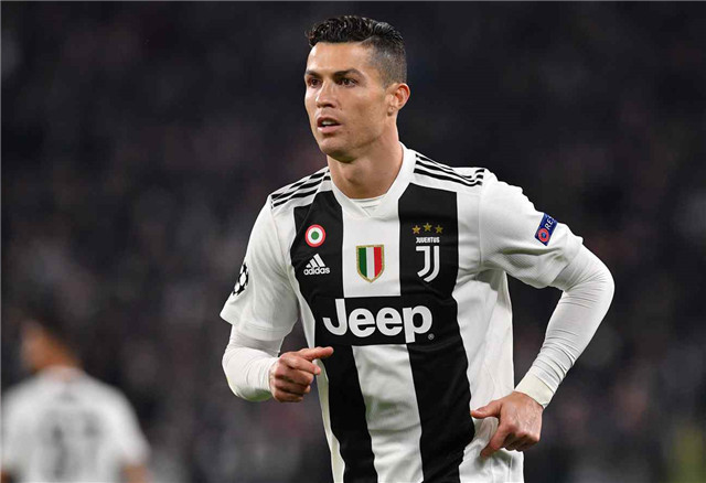 小蜘蛛：如果多进几球，终场阶段本可以踢得不那么惊险（小蜘蛛：若能再进几球，最后时刻就不会这么惊险）